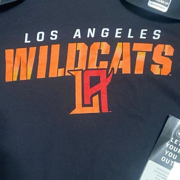 NWT XFL UFL Los Angeles Wildcats Bundle of Men’s Large Long Sleeve Shirt 2 Hats - Picture 3 of 16